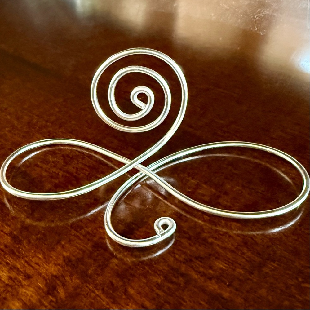 Handmade silver wire place card or table number holders (set of 8)